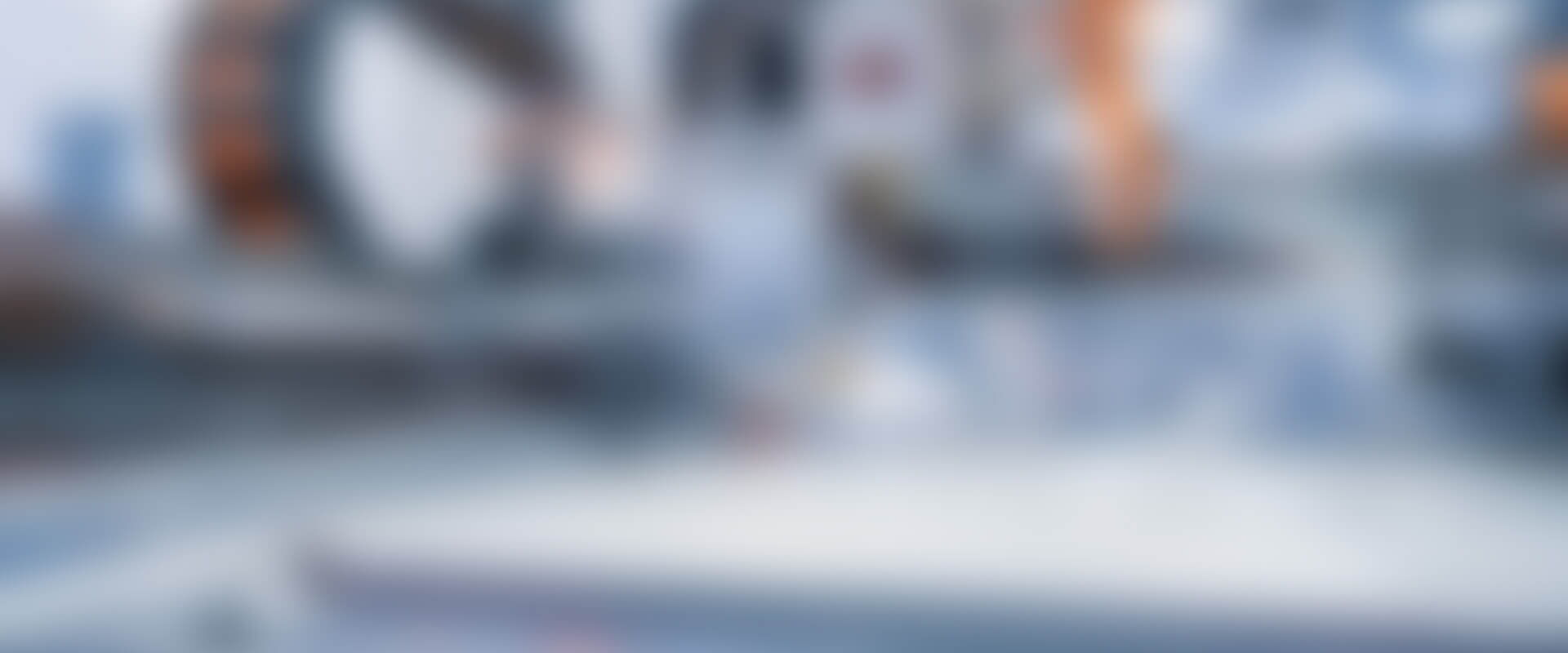 Laser-Maschine schneidet eine Form aus